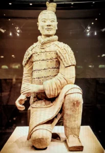 Terracotta Soldier - One of the Terracotta Army's warriors, mold-made Ancient Chinese terracotta statues of Qin Shi Huang's army the first Emperor of China - Artabys.com