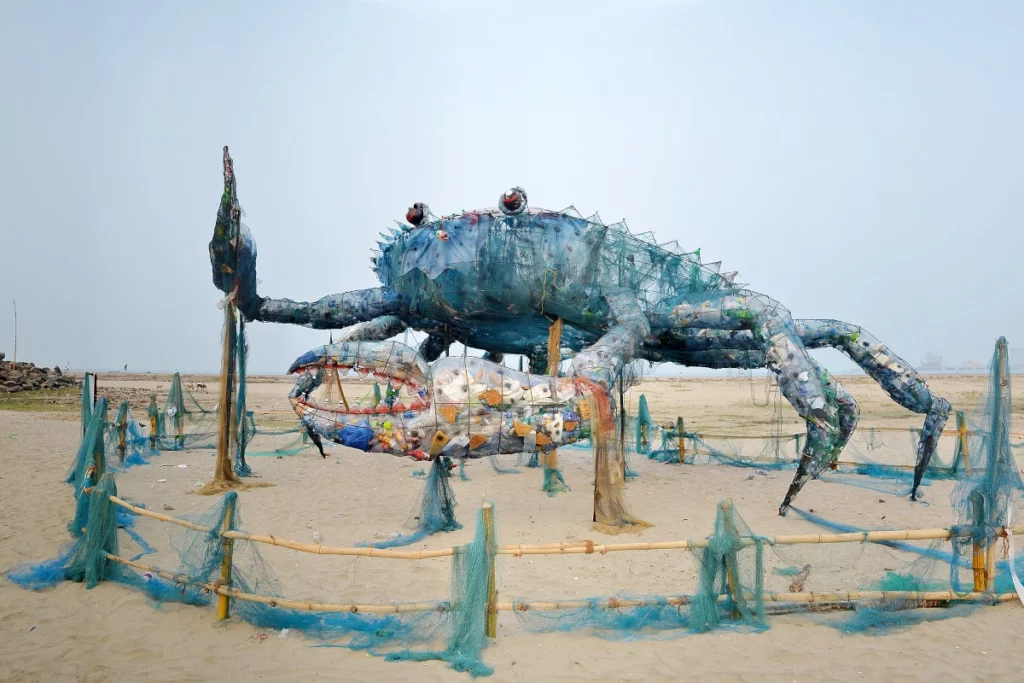 An installation art of Mad crab created with waste plastics and similar non-biodegradable wastes at Fort Kochi - Artabys.com