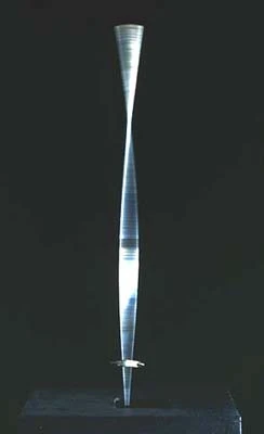 Kinetic Art - Naum Gabo, Kinetic Construction, also titled Standing Wave (1919–20) - Artabys.com