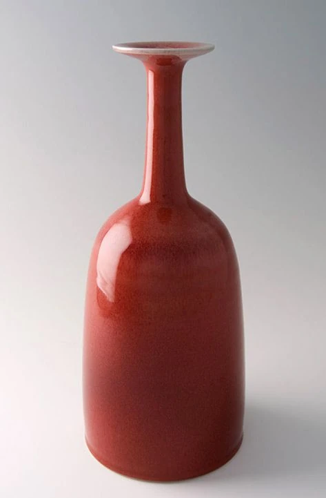 peach bloom vase vase by Hideaki Miyamura