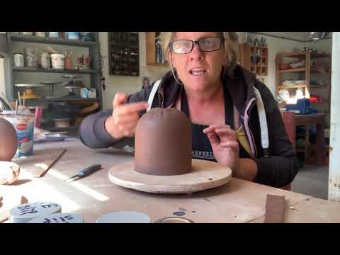 How to make a curved bottle form from a flat slab - Home pottery School - lockdown learning PART1