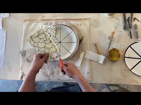 Pottery | Sgraffito Plate
