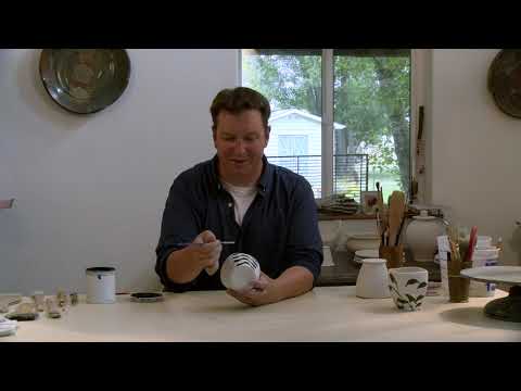 Underglaze Painting Techniques on Bone Dry Pots | SEAN O'CONNELL