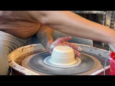 Centering Clay on a Pottery Wheel---Its that simple!