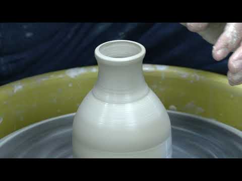Advanced Ceramics: Cylinder to a bottle demo